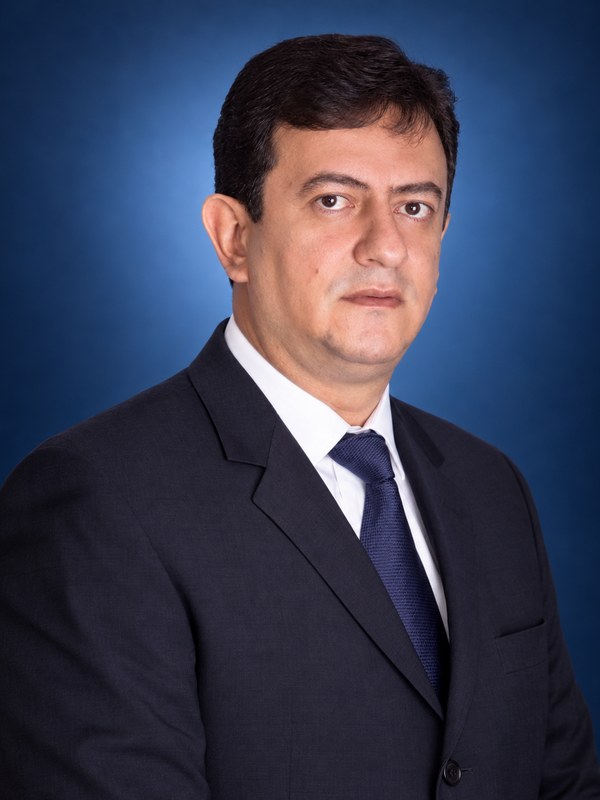 Retrato de Alejandro Santos